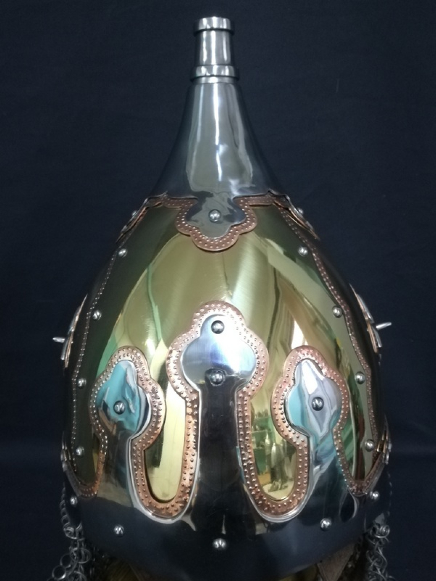 Шлем из кургана Черная Могила "золочёный", тип 2