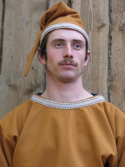 Костюм мужской средневековый