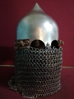 Шлем из Артиллерийского музея Санкт-Петербурга