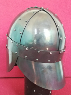 Шлем рыцарский, тип "Васхельм"