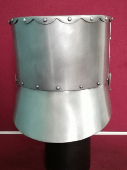 Шлем рыцарский, "Потхельм" тип 3