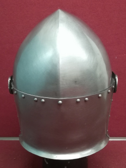 Шлем рыцарский, тип "Топфхельм "Сахарная голова" Флорентийская